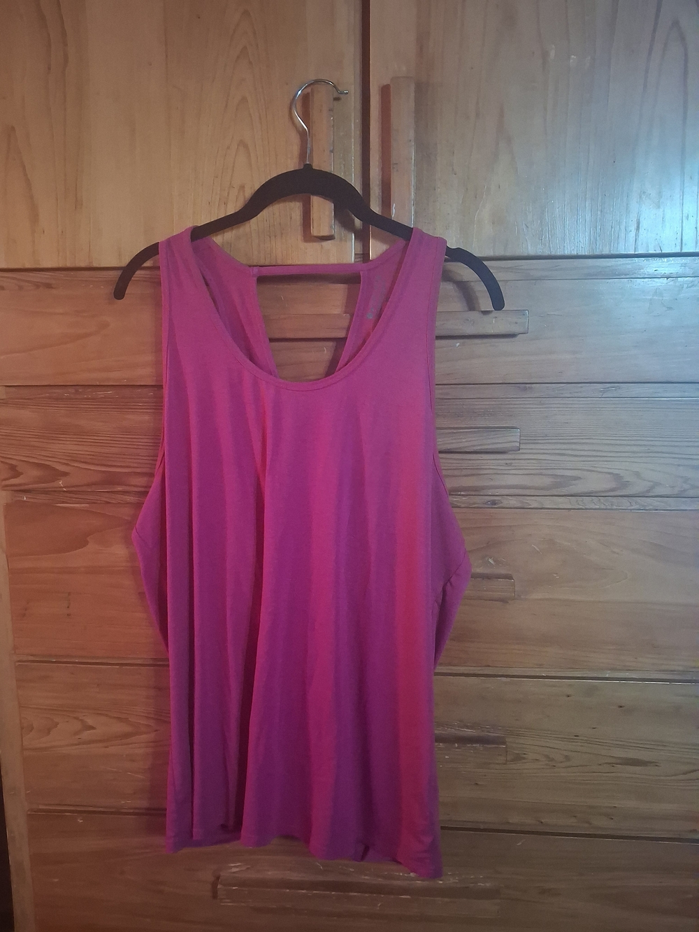 Athleta Fuchsia Scoop Neck Tank